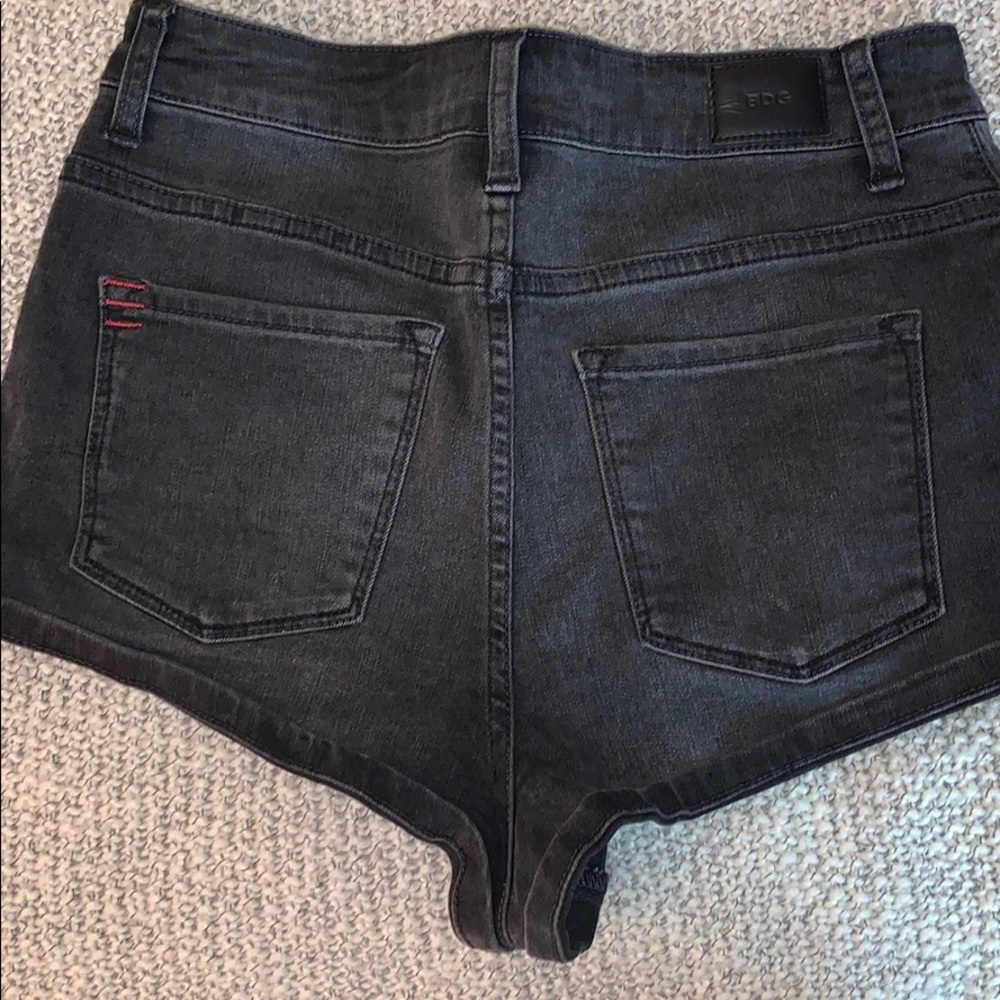 BDG EXTREME high waisted black shorts!🖤 - Picture 2 of 3